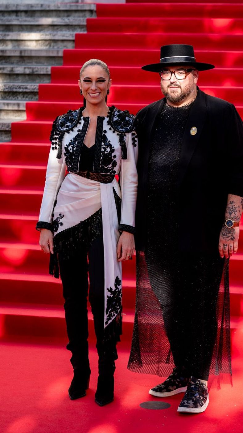 María Pelaé con look taurino de Antonio Arcos