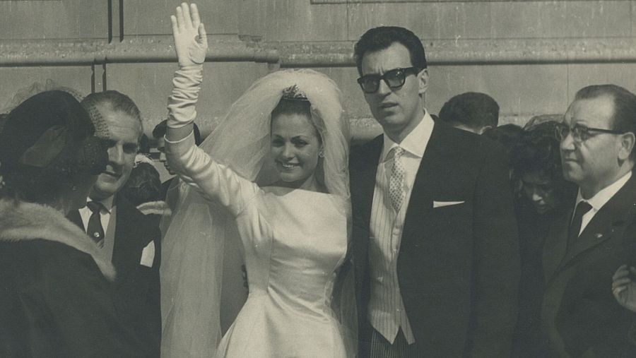 Su primer matrimonio, con Augusto Algueró