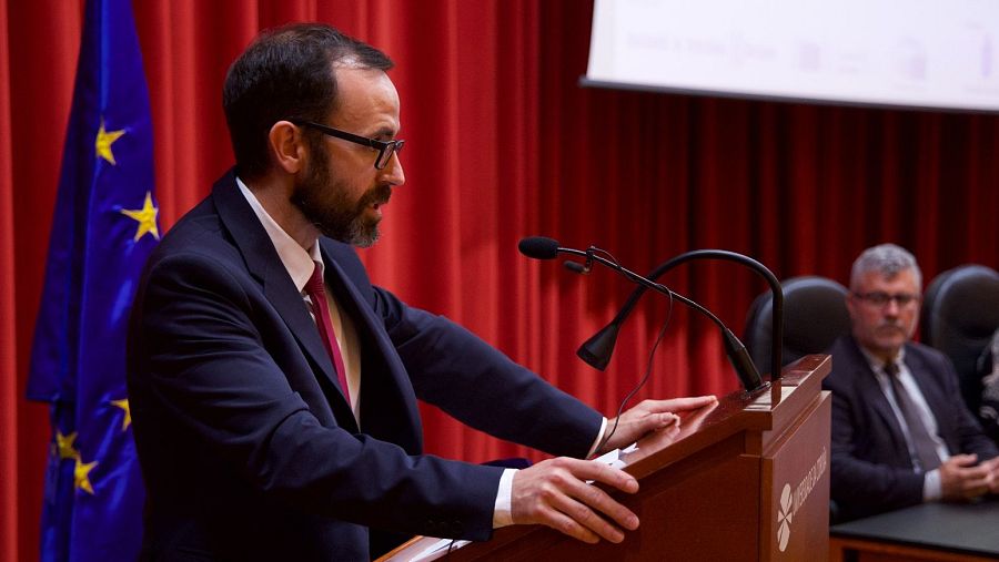 Iñigo Picabea, ayer, tras recibir el premio