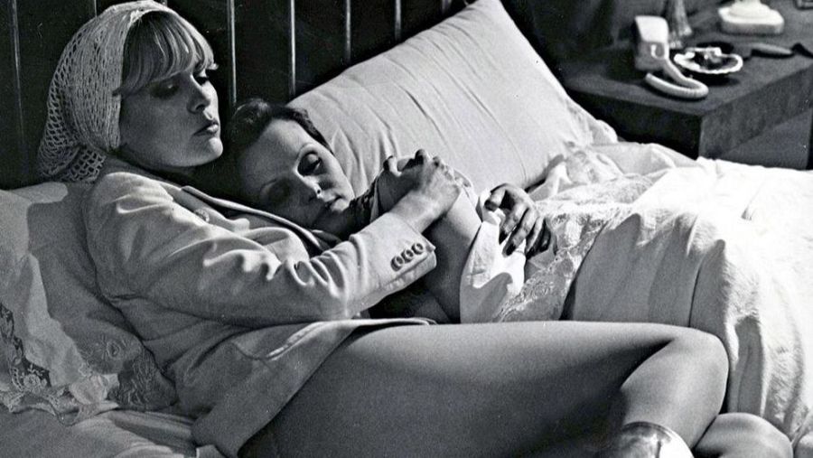 Bárbara Rey y Rocío Dúrcal rodaron 'Me siento extraña'