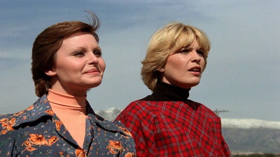 Rocío Dúrcal y Bárbara Rey en 'Me siento extraña'