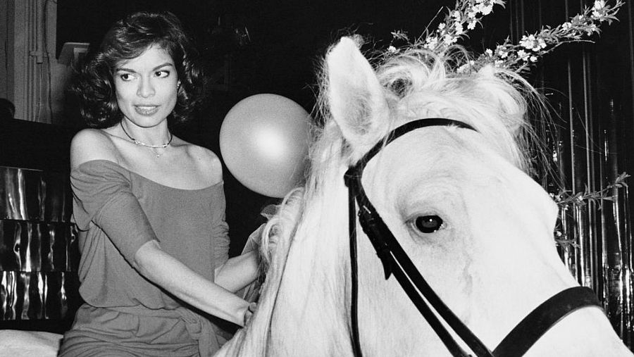 Bianca Jagger a lomos de un caballo blanco en Studio 54