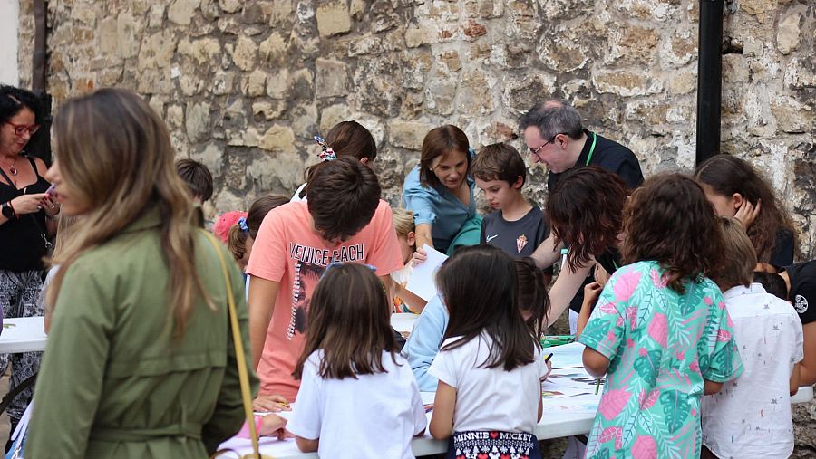 Niños participando en algunas actividades del Celsius 232