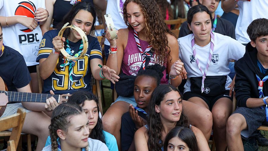 La música y la creatividad juegan un papel muy importante en la formación scout.