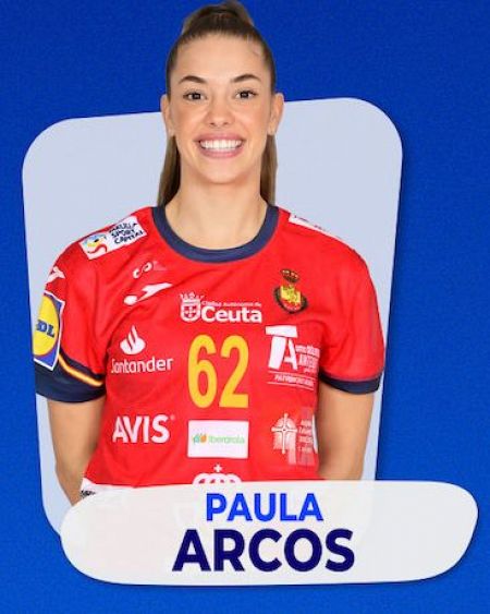 Paula Arcos, lateral derecho de las 'Guerreras'