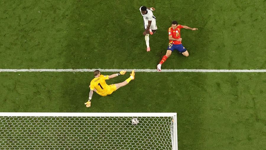 Gol de Oyarzabal ante Inglaterra en la final de la Eurocopa de fútbol 2024