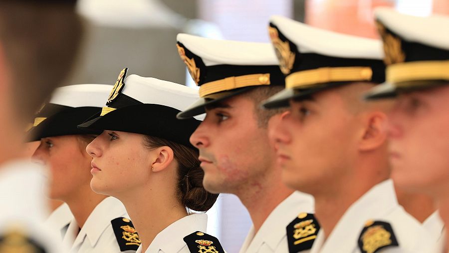 La princesa Leonor en la entrega de la insignia como alumna distinguida