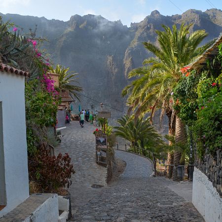 Calle del pueblo de Masca en en Parque Rural de El Teno, en la isla de Tenerife