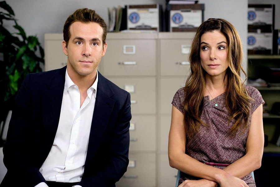 Ryan Reynolds y Sandra Bullock en 'La proposición'