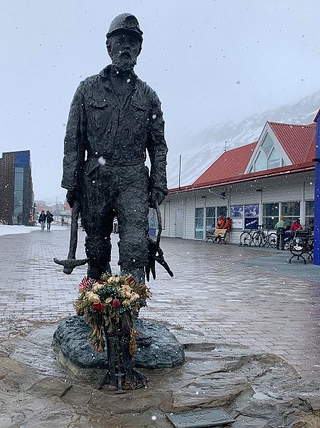 Estatua Longyearbyen