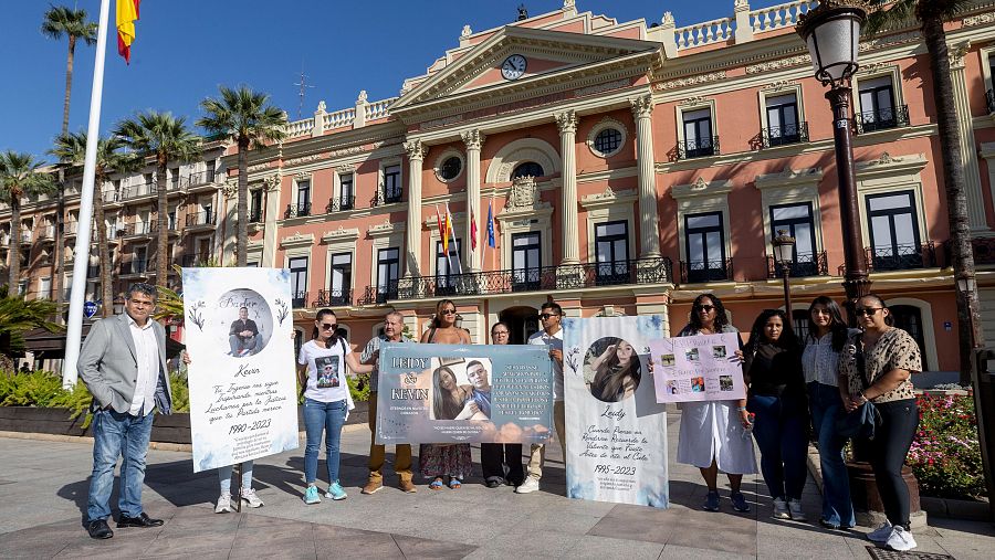 Las víctimas de los incendios de dos discotecas en España piden justicia un año después