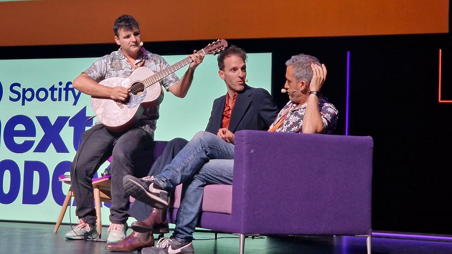 Ángel Carmona, Hans Laguna y Antonio Vicente en Next Podcast