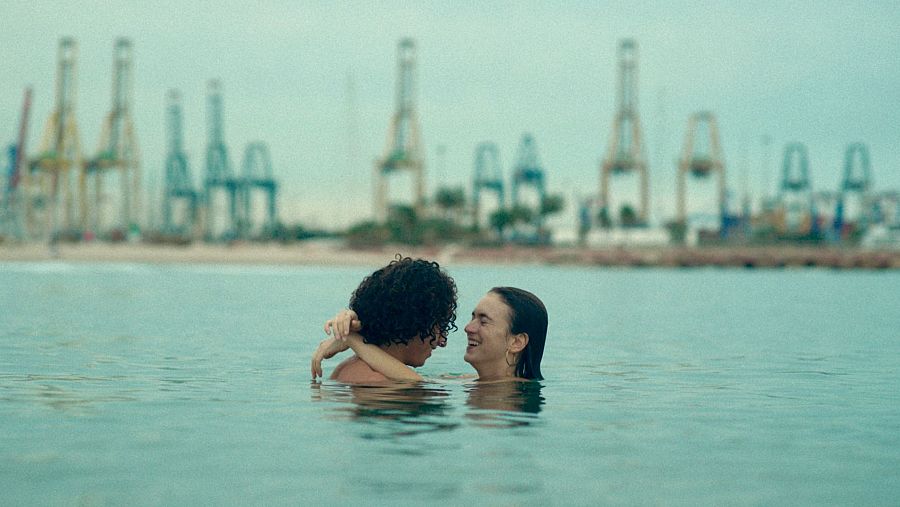 Alicia Falcó y Maël Rouin-Berrandou, protagonistas de 'Dieciocho',  una historia de amor que rompe prejuicios sobre la inmigración