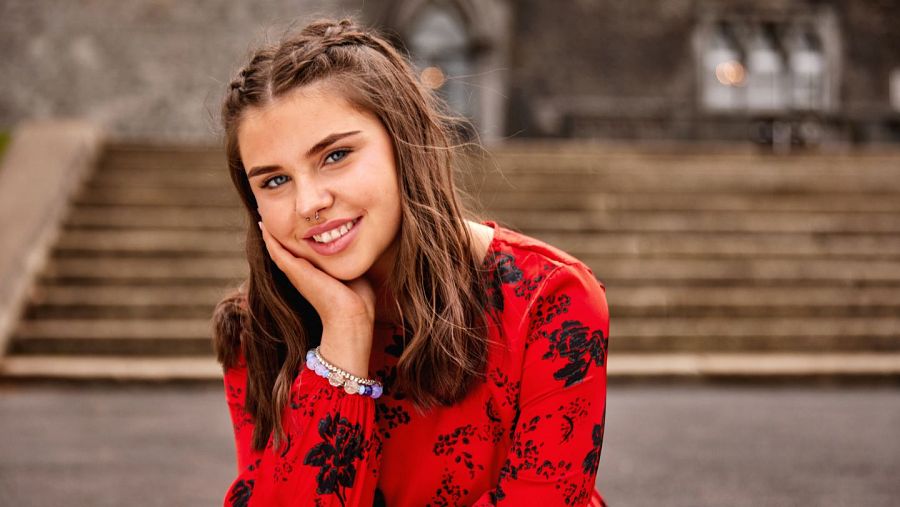 Enya Cox Dempsey, la representante de Irlanda en Eurovisión Junior 2024