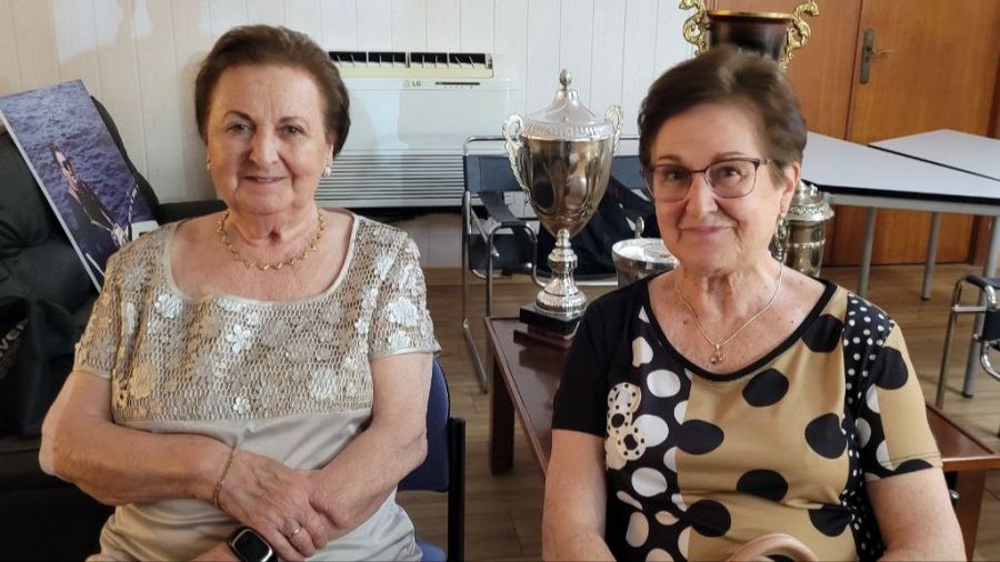 Remedios y Vicenta de 87 y 82 años