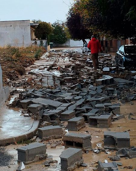 La lluvia deja medio centenar de incidencias en Granada