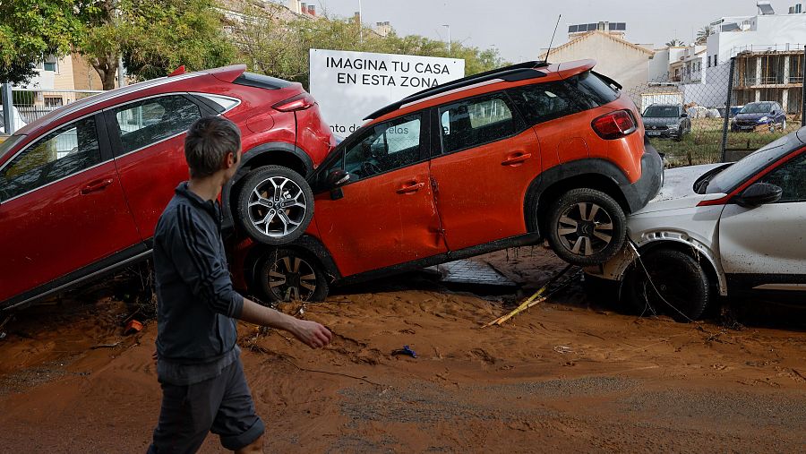 Coches apilados