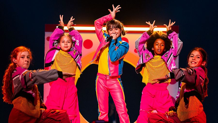 Chloe DelaRosa durante el primer ensayo de España en Eurovisión Junior 2024