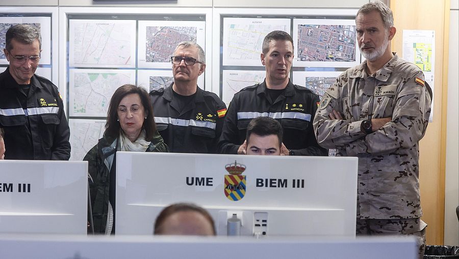 El rey Felipe VI visita la Base Militar Jaime I en Bétera, Valencia