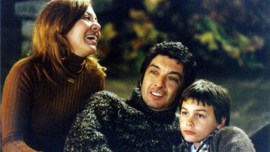 Cecilia Roth, Ricardo Darín y Matías del Pozo en una emotiva escena de la película 'Kamchatka'.