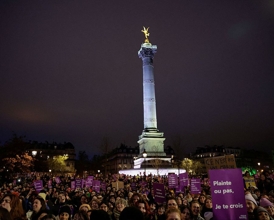 Manifestación contra el feminicidio, la violencia sexual y todas las formas de violencia de género en París