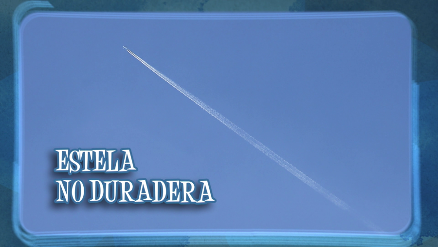 Estela blanca diagonal sobre cielo azul. Texto: 