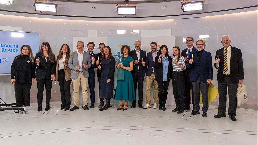 Foto de familia de la presentación