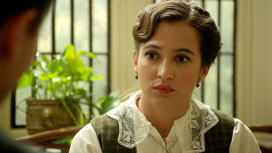 La Promesa: Martina pregunta a Catalina si sigue enamorada de Adriano