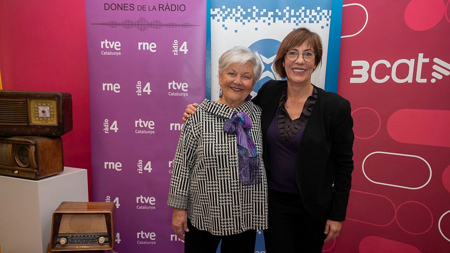 Maribel Álvarez López-Vega i Neus Sala al photocall dels cinemes Girona