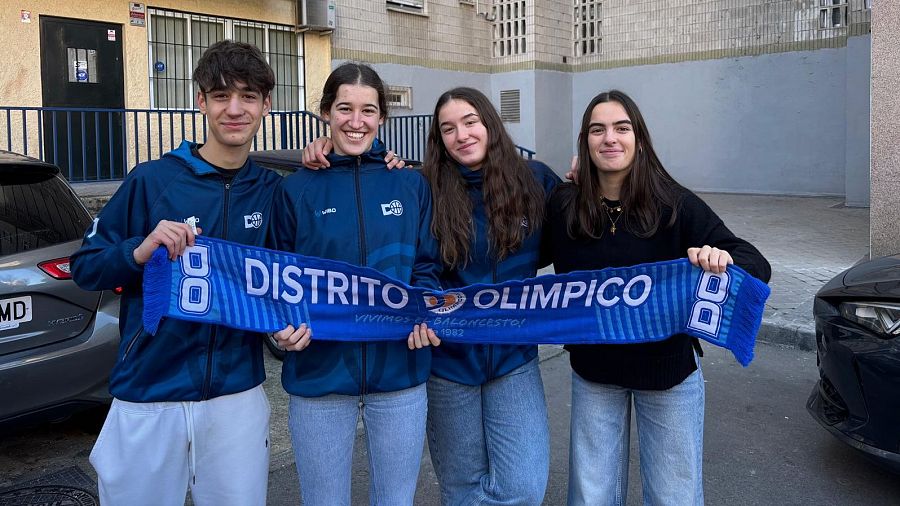 Un grupo de amigos que les ha tocado parte del premio Gordo