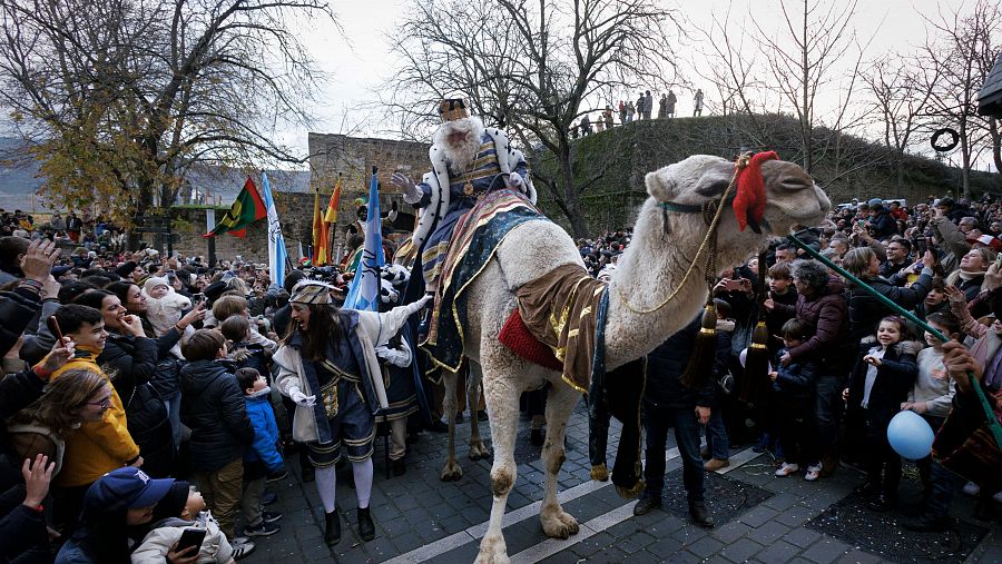 Los Reyes han llegado a Pamplona en dromedario