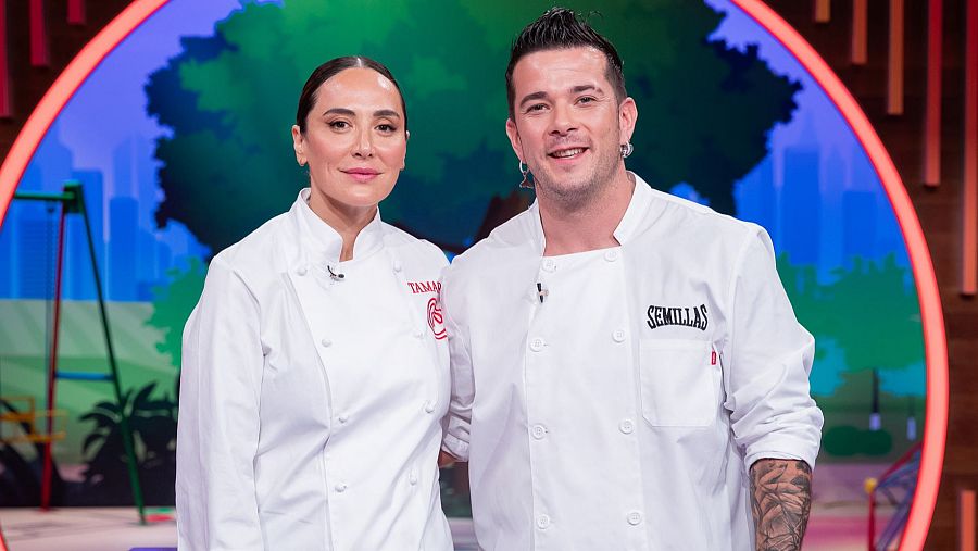 Tamara Falco y Carlos Maldonado en la primera prueba de la final de MasterChef Junior 11