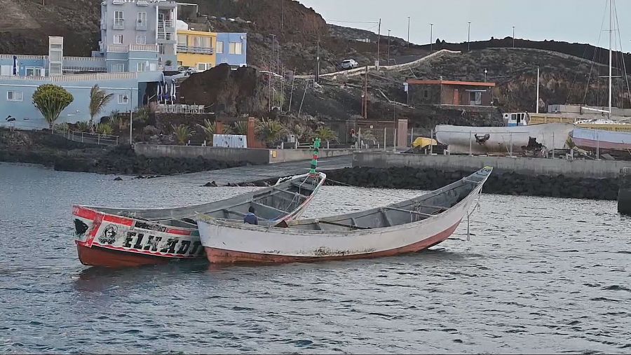 Más de 800 personas han sido rescatadas en las últimas horas a bordo de 12 cayucos