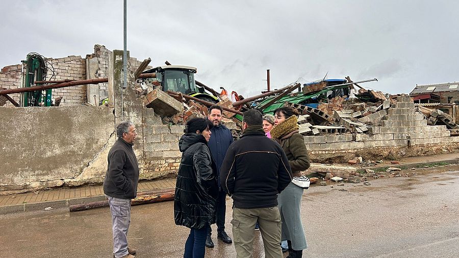 La alcaldesa de Torre de Juan Abad ha visitado las zonas afectadas por la borrasca Herminia