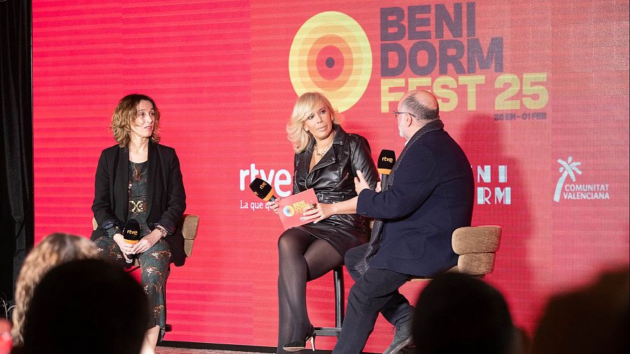 María Eizaguirre, con Virginia Bazán y Juan Díaz Ortuño