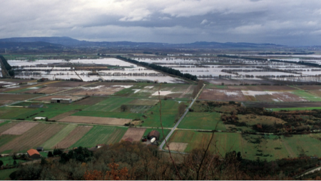 Inundacion de los terrenos de la antigua laguna Antela, en Ourense