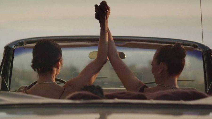 Leonor Watling y Maribel Verdú, en el spot de los Goya 2025