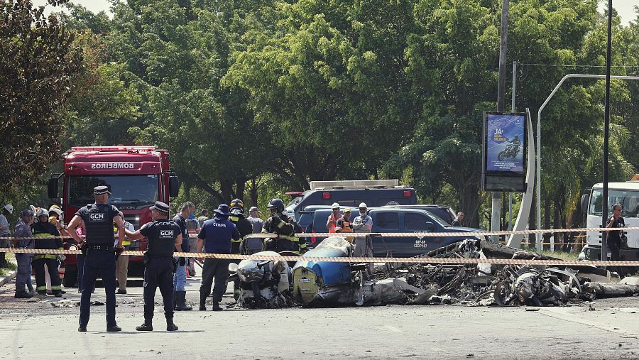 Mueren los dos ocupantes de una avioneta al estrellarse en São Paulo