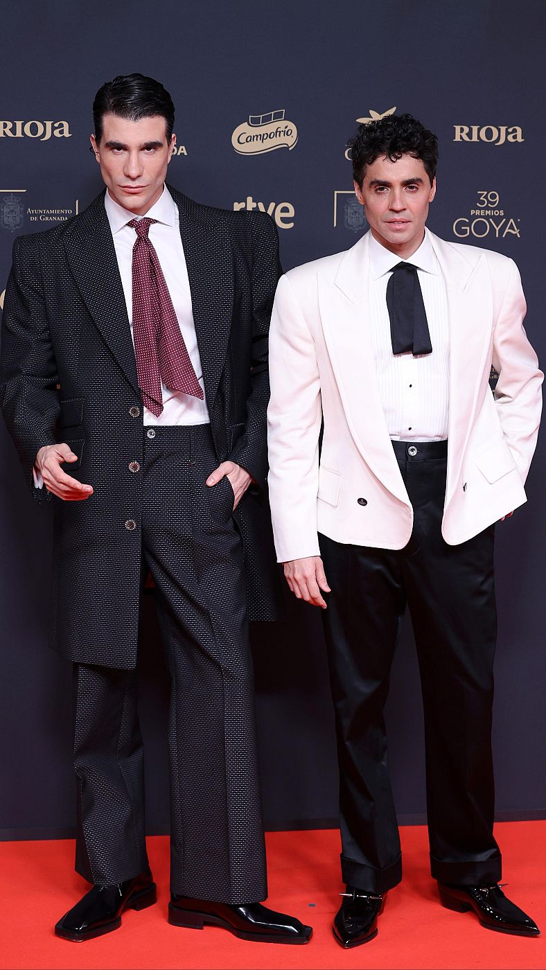 Javier Calvo y Javier Ambrossi en los Goya 2025