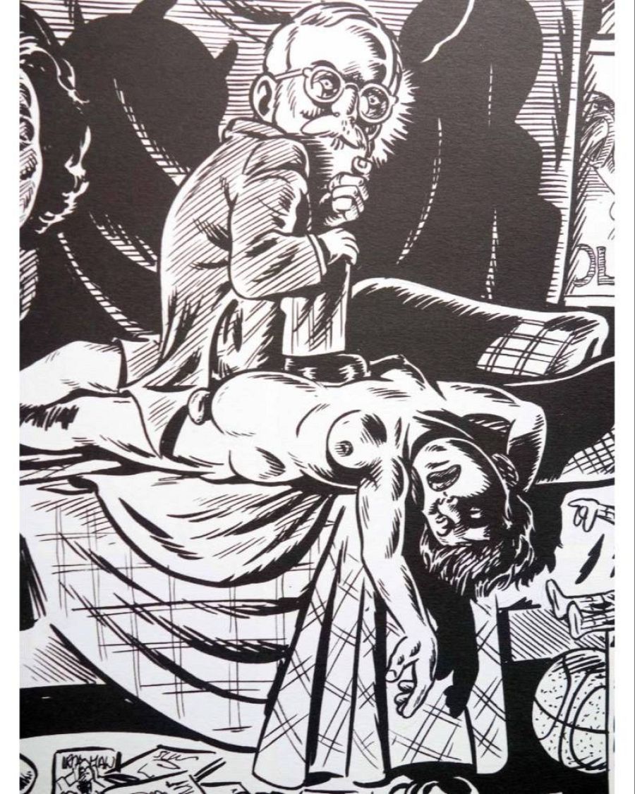 Escena de cómic en blanco y negro: hombre en traje observa a mujer desnuda e inconsciente en cama.  Estilo caricaturesco, ambiente de tensión.