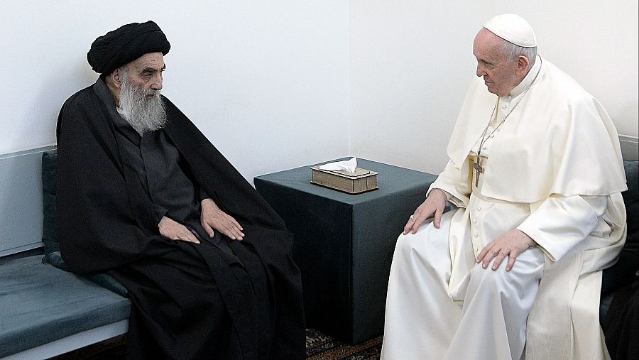 En el segundo día de su visita a Irak, el papa Francisco se reunió en Nayaf con el gran ayatolá Ali Al-Sistani.
