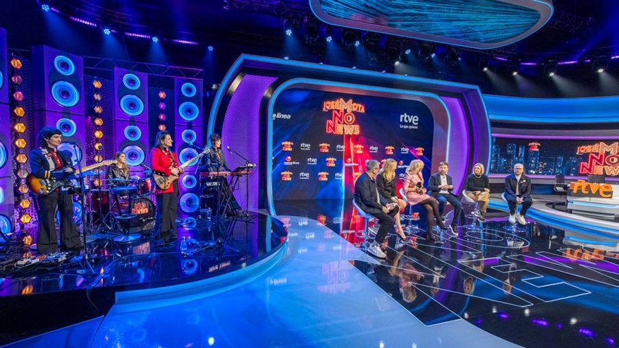 Rueda de prensa en el plató del programa y con música en vivo