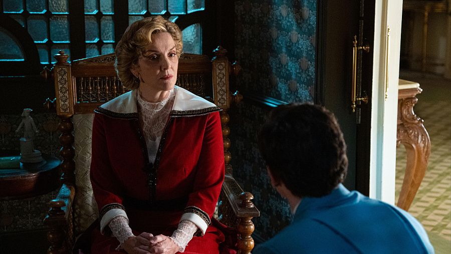 La Promesa: Curro se enfrenta a Cruz