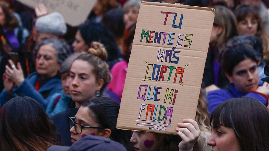 La manifestación de Barcelona no ha estado pasada por agua, al contrario que en Madrid.