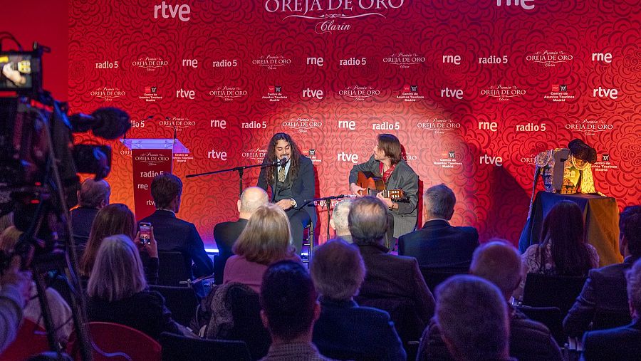 Actuacion musical, durante la entrega de premios