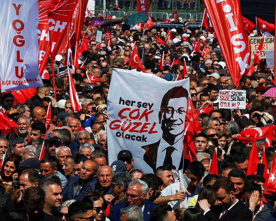 Manifestación contra la detención del alcalde de Estambul, Ekrem Imamoglu