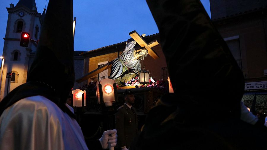 Lunes Santo para la hermandad de Jesús en su Tercera Caída de Zamora