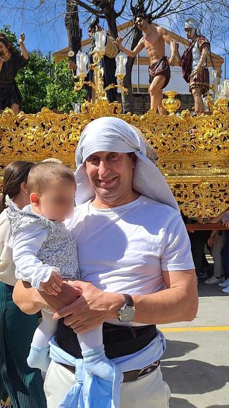 Rafael, como costalero