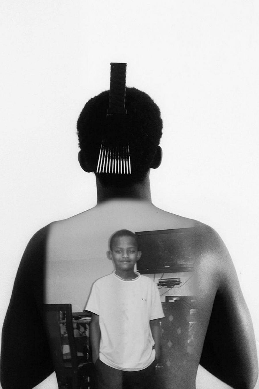 Una fotografía de la serie 'I Will Never Find Home' de Ammar Yassir en la exposición 'Resistencia en la memoria: visiones de Sudán'
