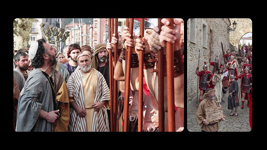 Romanos y penitentes encapuchados y descalzos cargan con cruces en la procesión de los pasos.